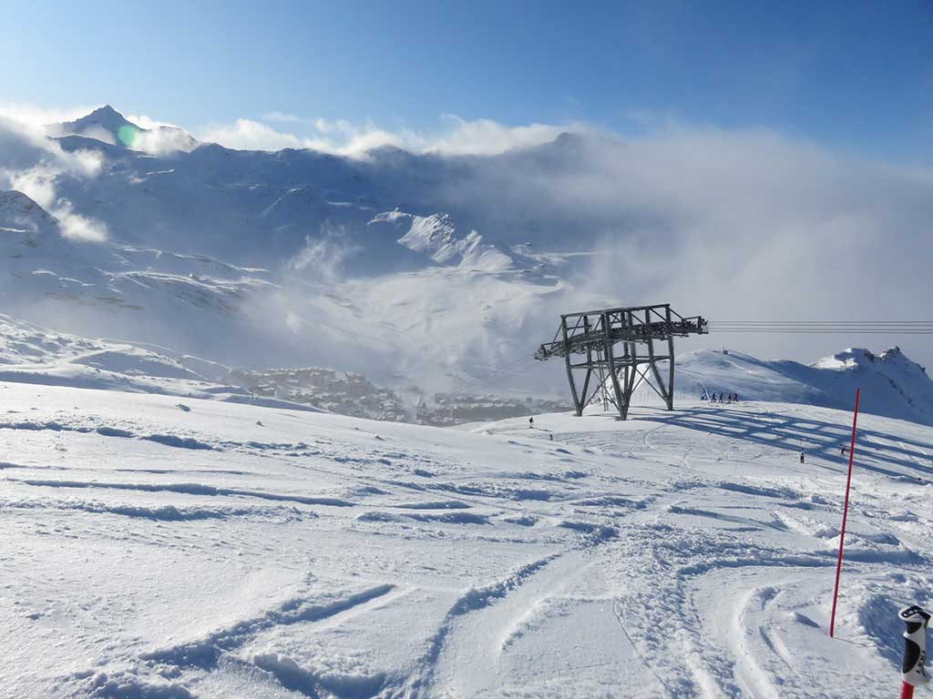 3-doline-Meribel-Skimanijaci-ski003