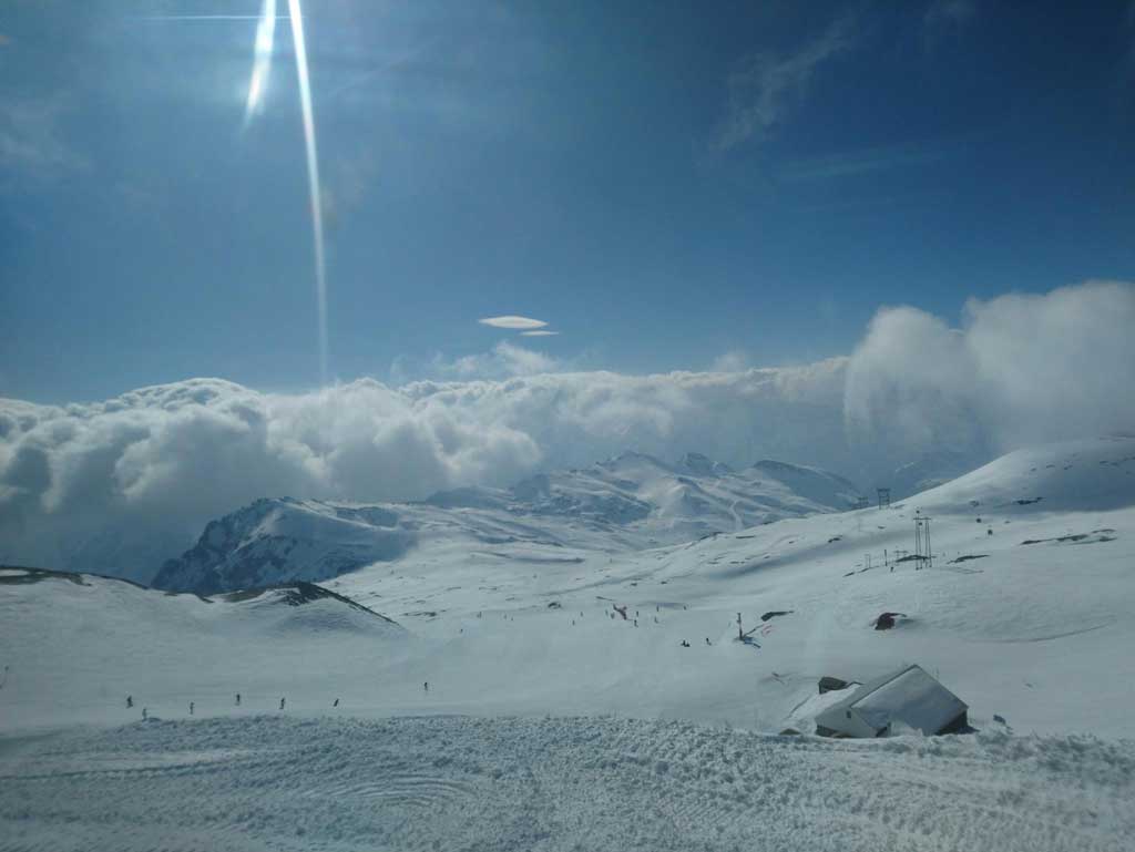 Les-2-Alpes-Skimanijaci-skim1902