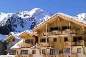 Les-Orres-Résidence-Le-Parc-des-Airelles-Skimanijaci-s002