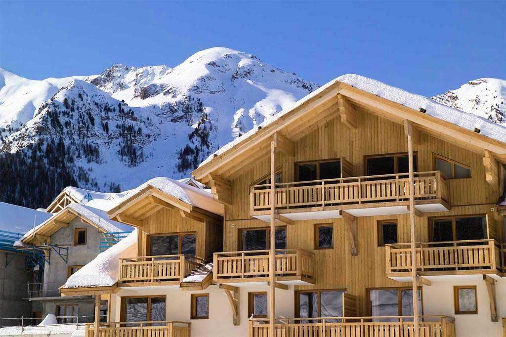 Les-Orres-Résidence-Le-Parc-des-Airelles-Skimanijaci-s002