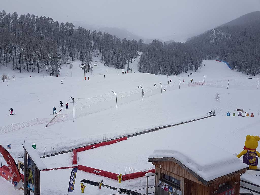 Les-Orres-Skimanijaci-ski004