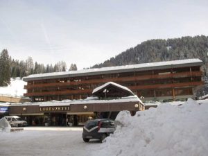 Madonna-di-Campiglio-Condominio-Rainalter-Skimanijaci-s001