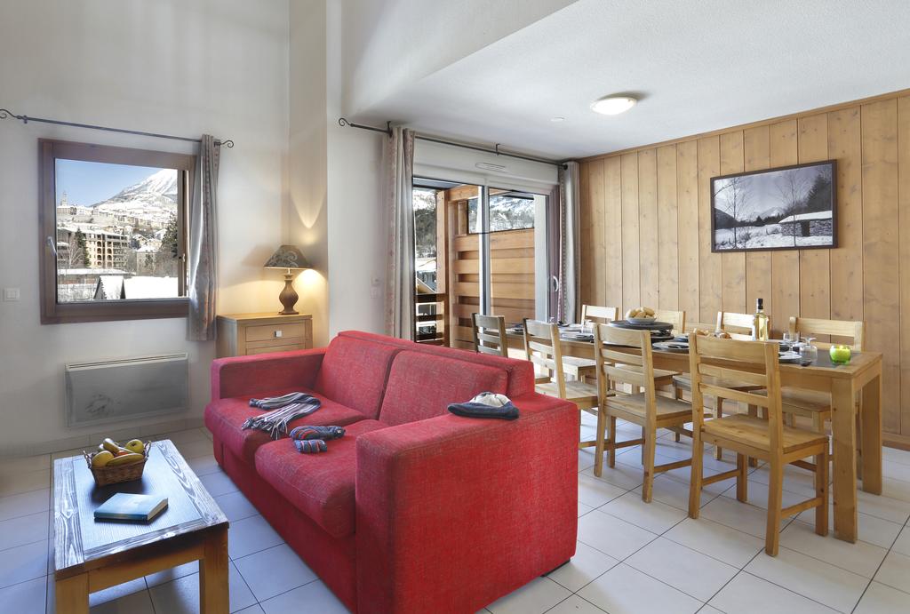 Serre-Chevalier-Nemea-L’Aigle- Blue-Skimanijaci-s014