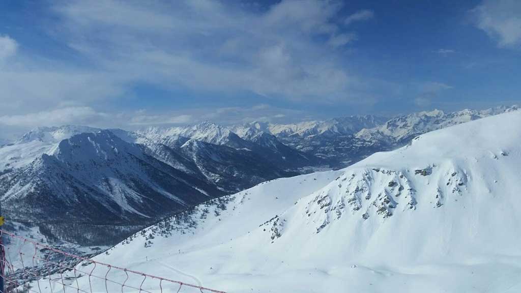 Serre-Chevalier-Skimanijaci-ski003