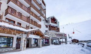 Tignes-Residence-Le-Borsat-IV-Skimanijaci-s001