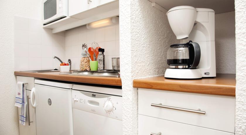 Tignes-Residence-Le-Borsat-IV-Skimanijaci-s012