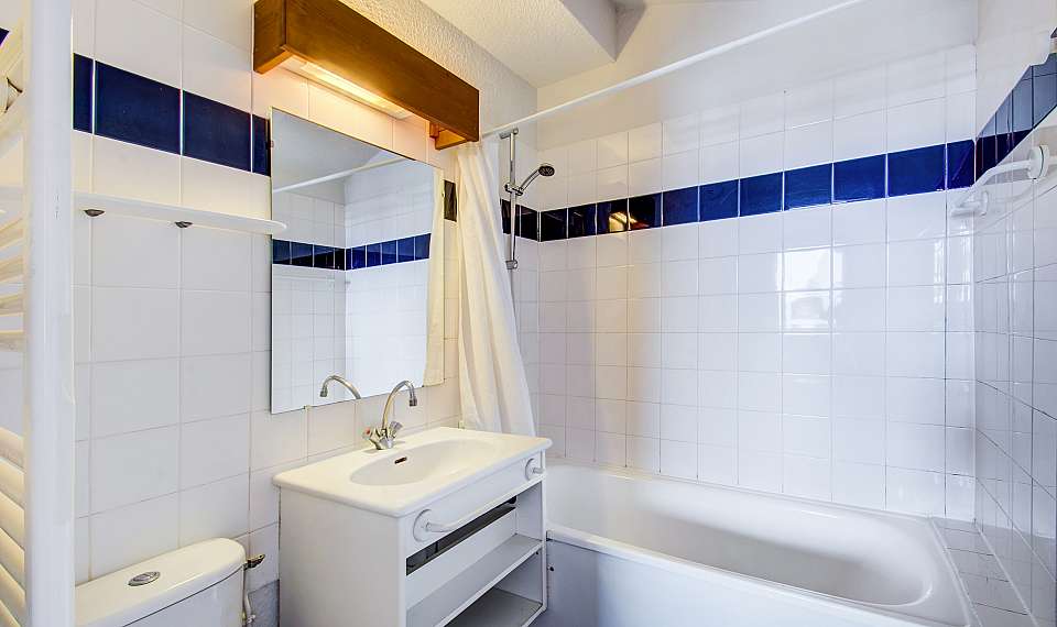 Tignes-Residence-Le-Borsat-IV-Skimanijaci-s015