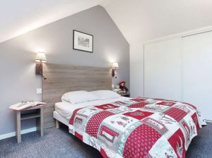 Serre-Chevalier-Residence-Odalys-Aquisana-Skimanijaci-s03