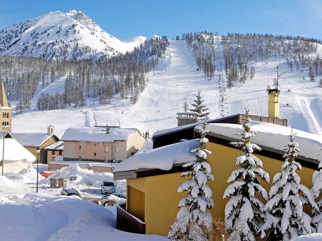 Montgenevre-ski-SkiManijaci-2024-ski002