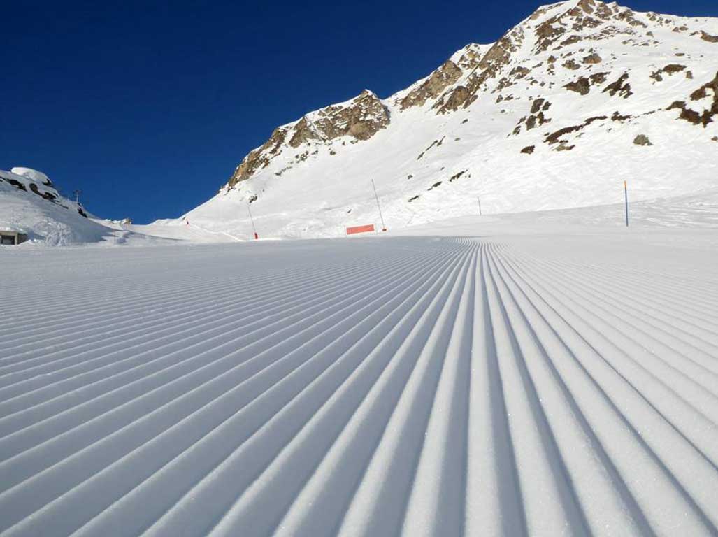 Zinal-Svajcarska-ski-SkiManijaci-2024-ski001